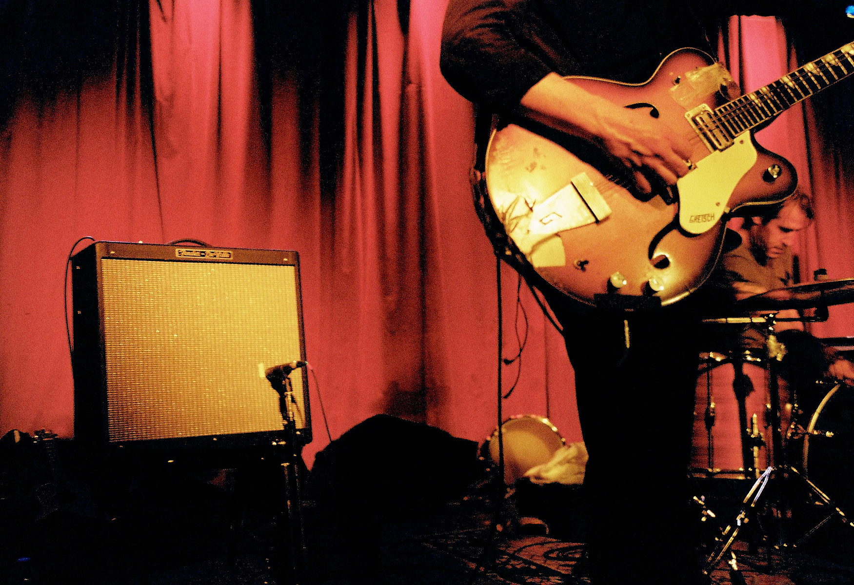LOU BARLOW