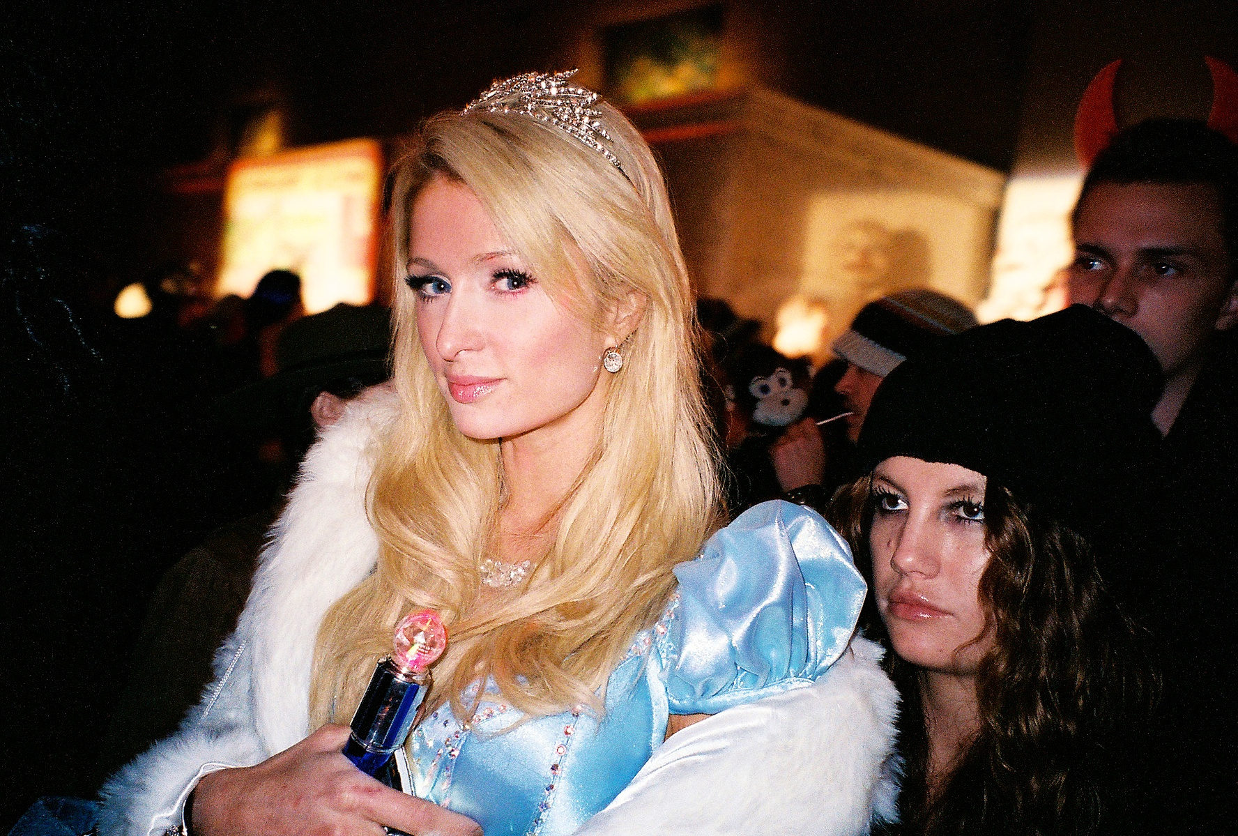 PARIS HILTON